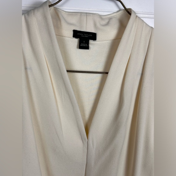 Ann Taylor Tops - Ann Taylor Soft Cream V-Neck Blouse